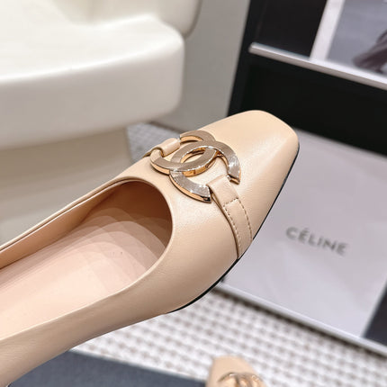 CHANEL 26S HIGH HEELS 75 MM IN BEIGE CALFSKIN WITH GOLD-TONE CC LOGO
