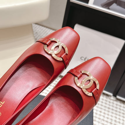 CHANEL 26S HIGH HEELS 75 MM IN RED CALFSKIN WITH GOLD-TONE CC LOGO