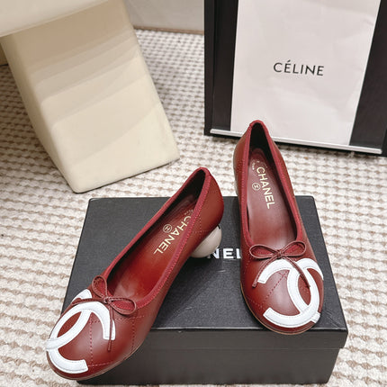 CHANEL 26S PEARL HIGH HEELS 55 MM IN DARK RED CALFSKIN WITH WHITE CC LOGO