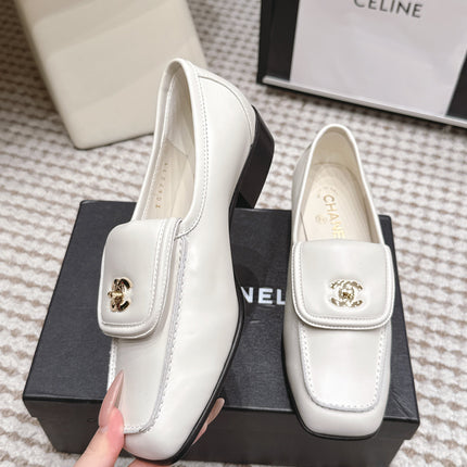 CHANEL 26S LOAFERS IN WHITE CALFSKIN WITH GOLD-TONE CC LOGO