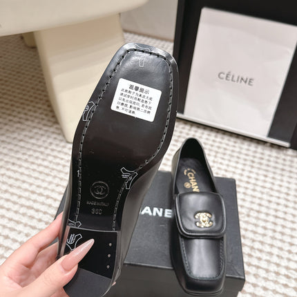 CHANEL 26S LOAFERS IN BLACK CALFSKIN WITH GOLD-TONE CC LOGO