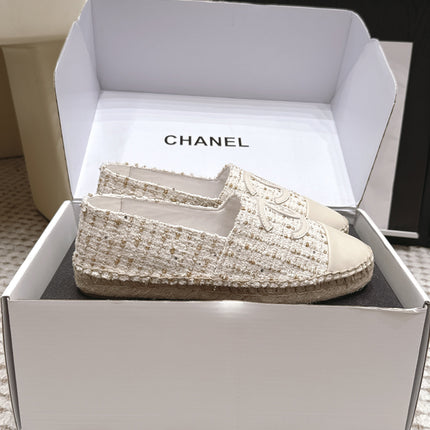 CHANEL 26S SLIP ONS IN WHITE TWEED AND PATENT CALFSKIN