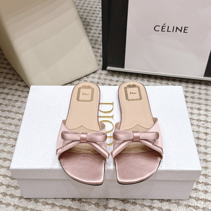 DIOR 26S FLAT SANDAL IN PINK SATIN WITH BOW