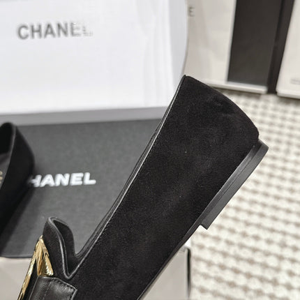 CHANEL 26S SQUARE TOE FLATS IN BLACK SUEDE WITH GOLD TONE CC LOGO