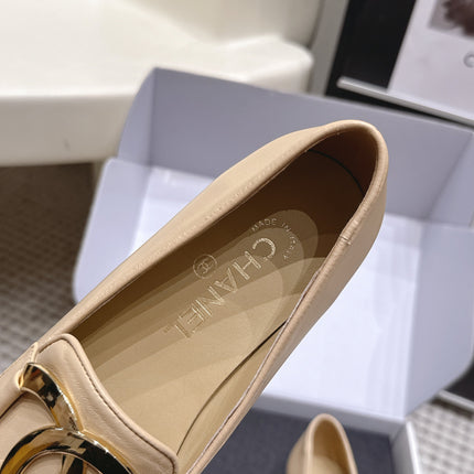 CHANEL 26S SQUARE TOE FLATS IN BEIGE CALFSKIN WITH GOLD TONE CC LOGO