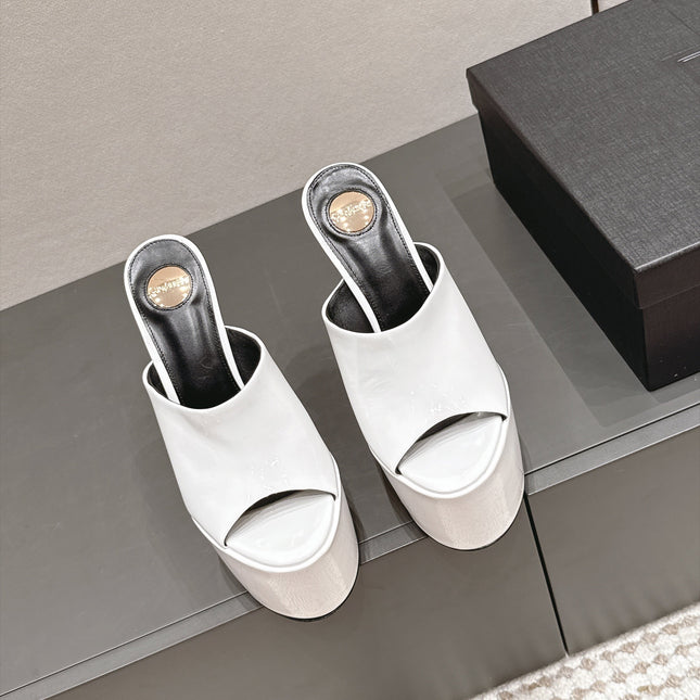 YSL 26S HIGH-HEEL SANDALS 155 MM IN WHITE PATENT LEATHER