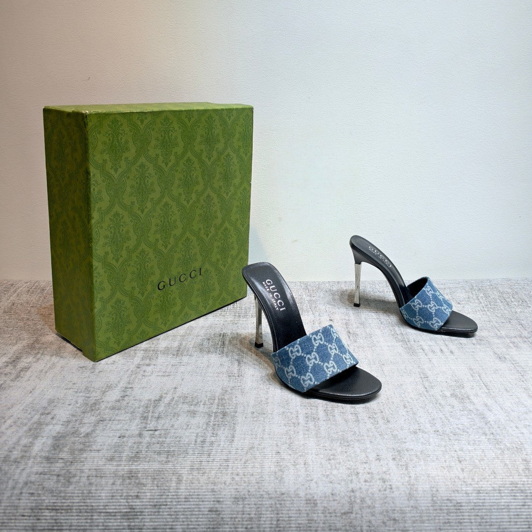 GUCCI 26S MULE SANDALS 110MM IN BLUE GG DENIM