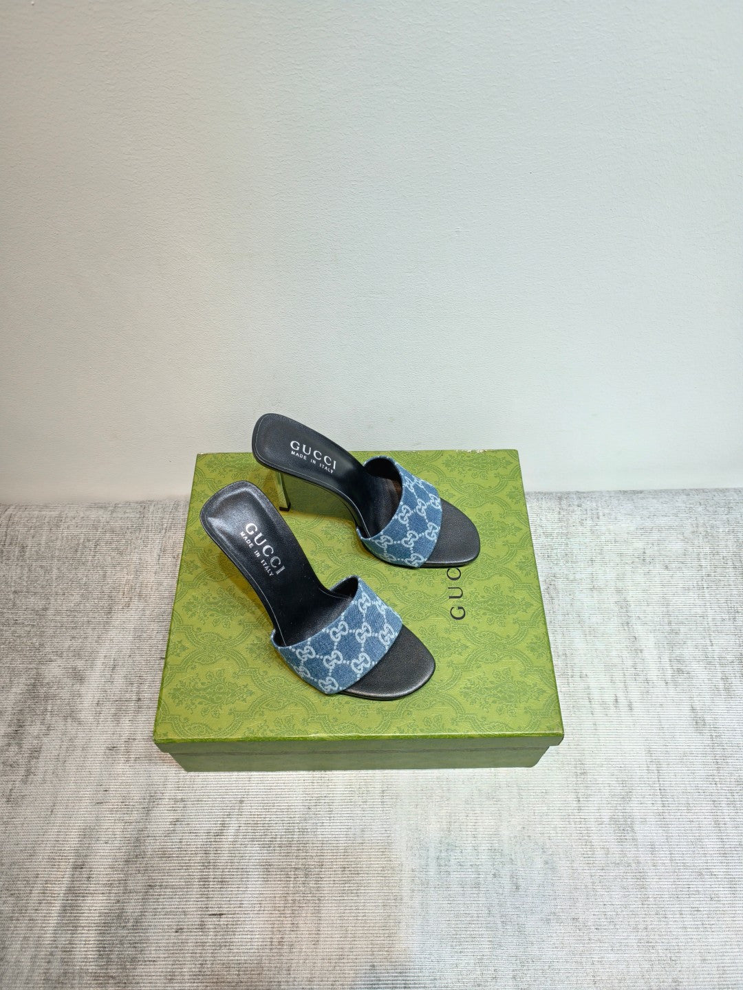 GUCCI 26S MULE SANDALS 110MM IN BLUE GG DENIM