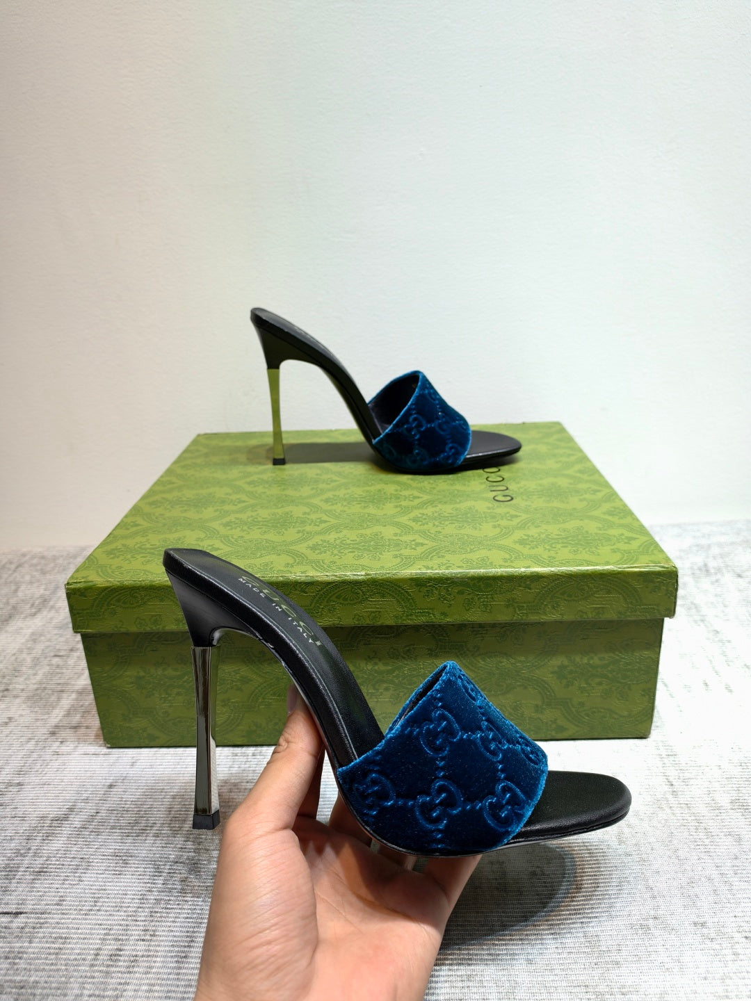 GUCCI 26S MULE SANDALS 110MM IN ROYAL BLUE VELVET GG EMBOSSED