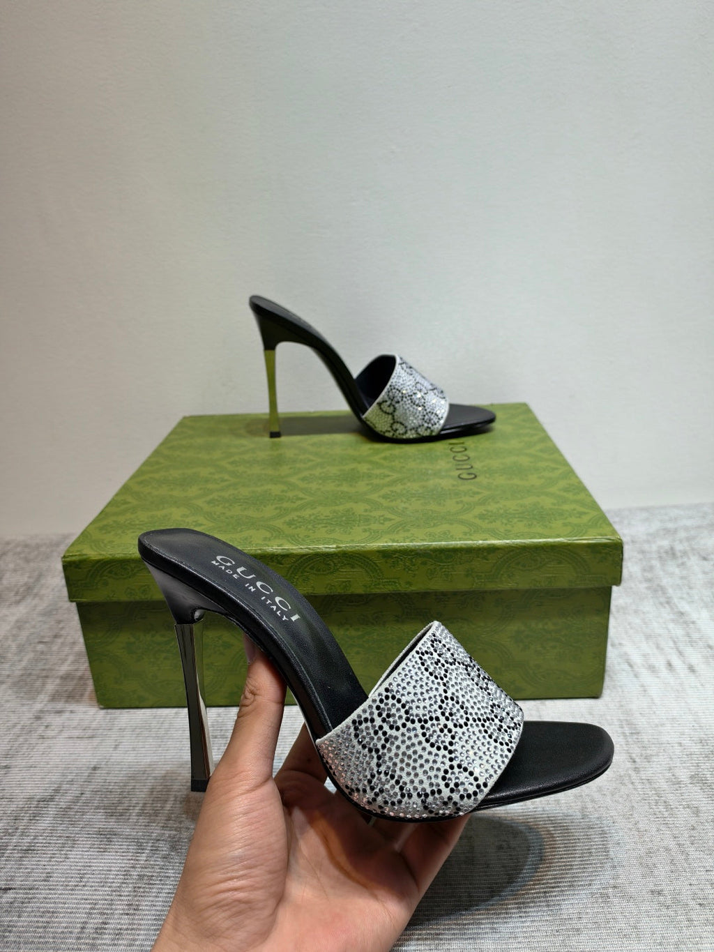 GUCCI 26S MULE SANDALS 110MM IN SILVER SATIN CRYSTAL GG