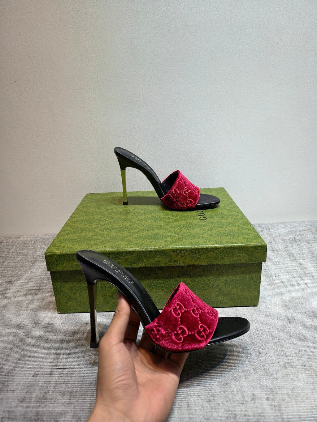 GUCCI 26S MULE SANDALS 110MM IN DARK RED VELVET GG EMBOSSED