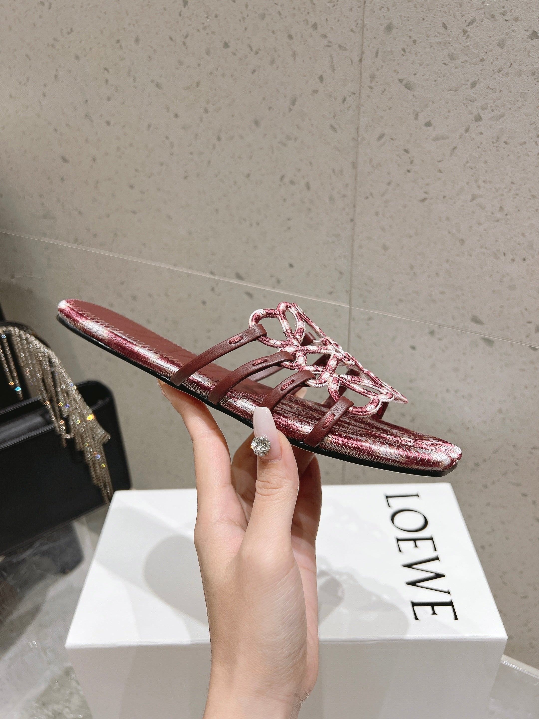 LOEWE 26S BRAIDED CAGE SLIDE SANDALS IN DARK BROWN CALFSKIN