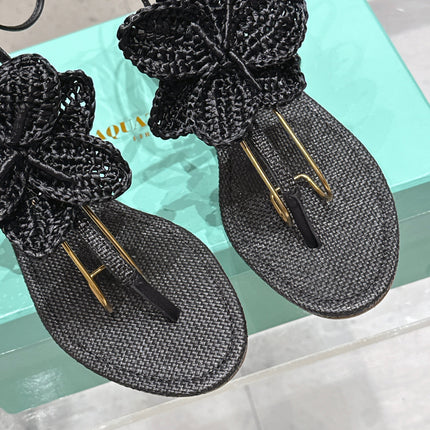 AQUAZZURA 26S FLORAL THONG SANDALS IN BLACK WOVEN RAFFIA
