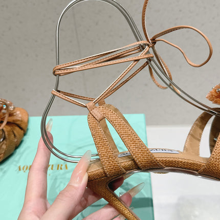 AQUAZZURA 26S HIGH-HEEL SANDALS 100 MM IN BROWN WOVEN RAFFIA