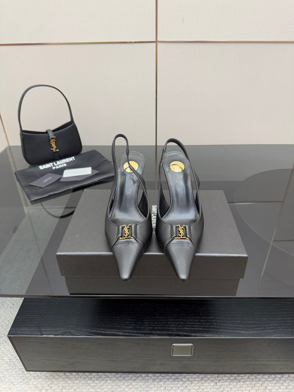 YSL 25S SLINGBACK HIGH HEELS 90 MM IN BLACK SMOOTH LAMBSKIN WITH GOLD HARDWARE STYLE 3
