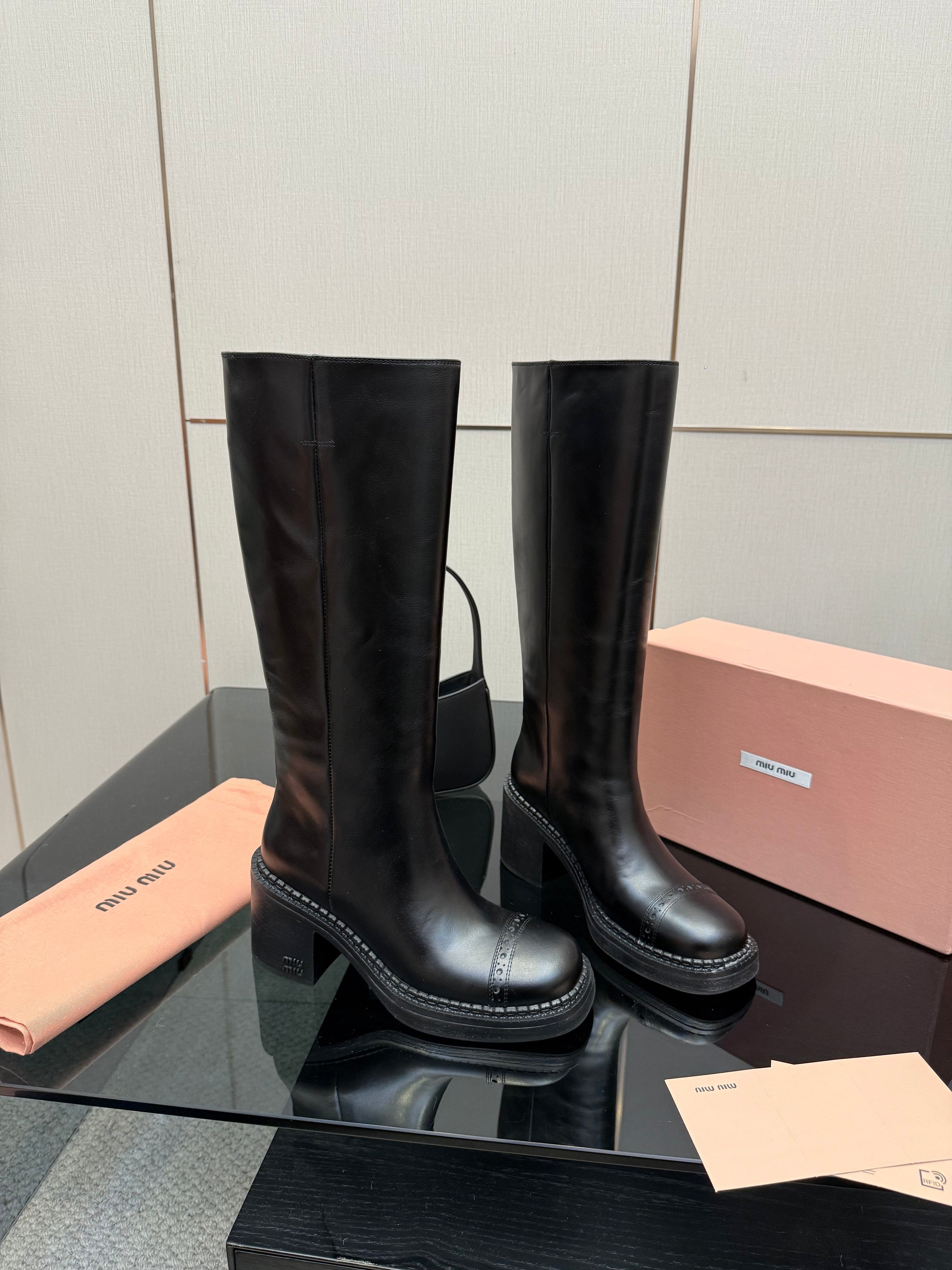 MIUMIU 25S KNEE-HIGH BOOTS IN BLACK CALFSKIN