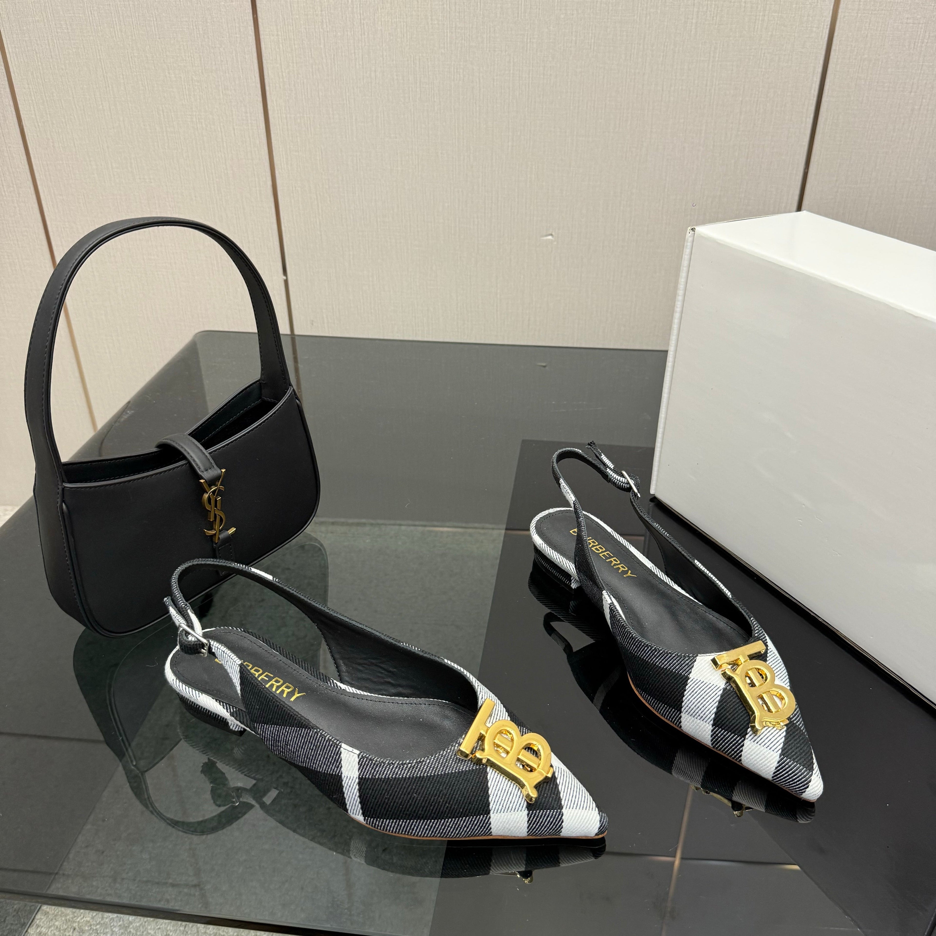 BURBERRY 26S SLINGBACK IN STRIPED COLOR COORDINATION FABRIC STYLE 8