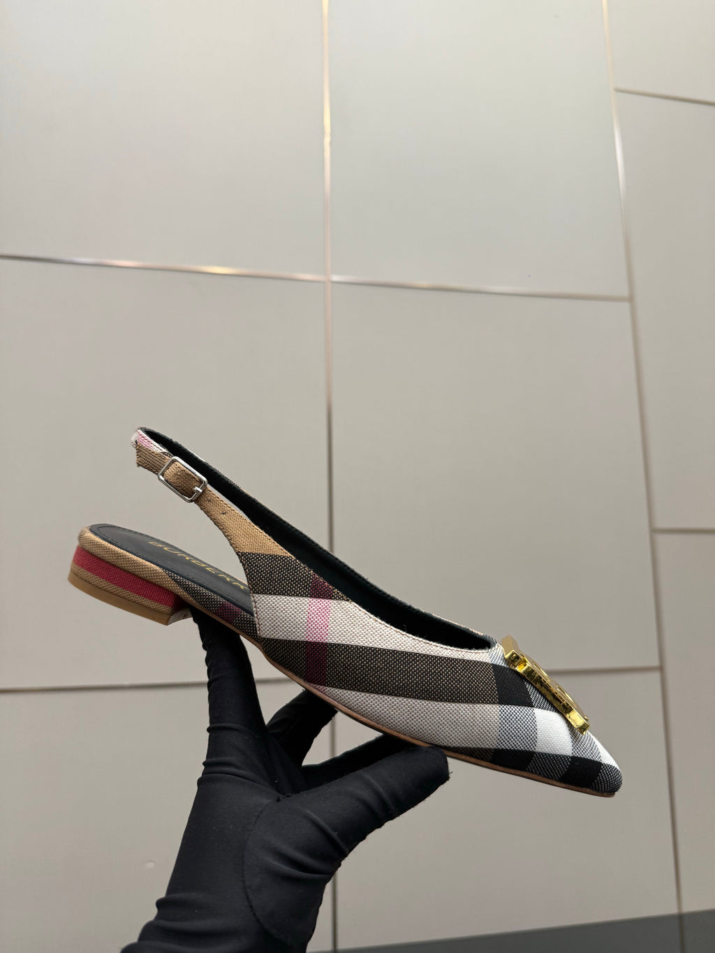 BURBERRY 26S SLINGBACK HEELS 85 MM IN STRIPED COLOR COORDINATION FABRIC WITH GOLD HARDWARE STYLE 6