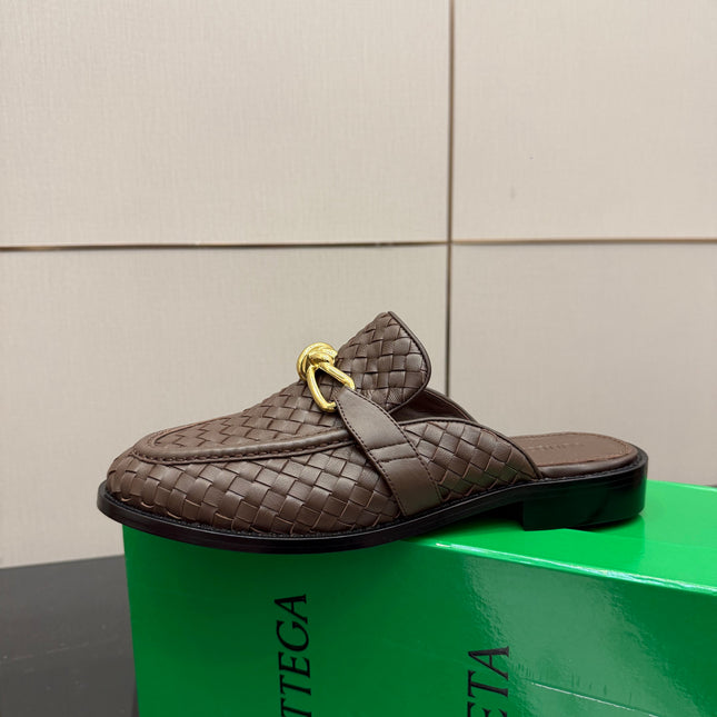 BOTTEGA VENETA 26S BACKLESS LOAFERS IN BROWN TECHNICAL WOVEN CALFSKIN