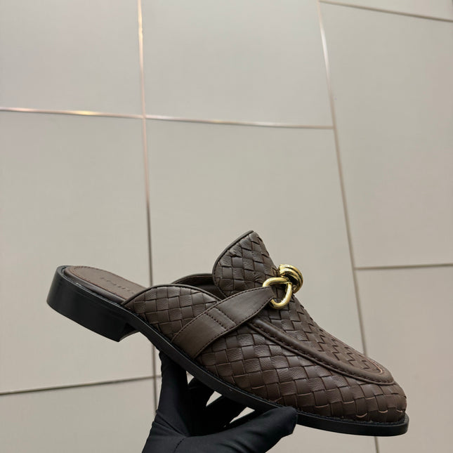 BOTTEGA VENETA 26S BACKLESS LOAFERS IN BROWN TECHNICAL WOVEN CALFSKIN