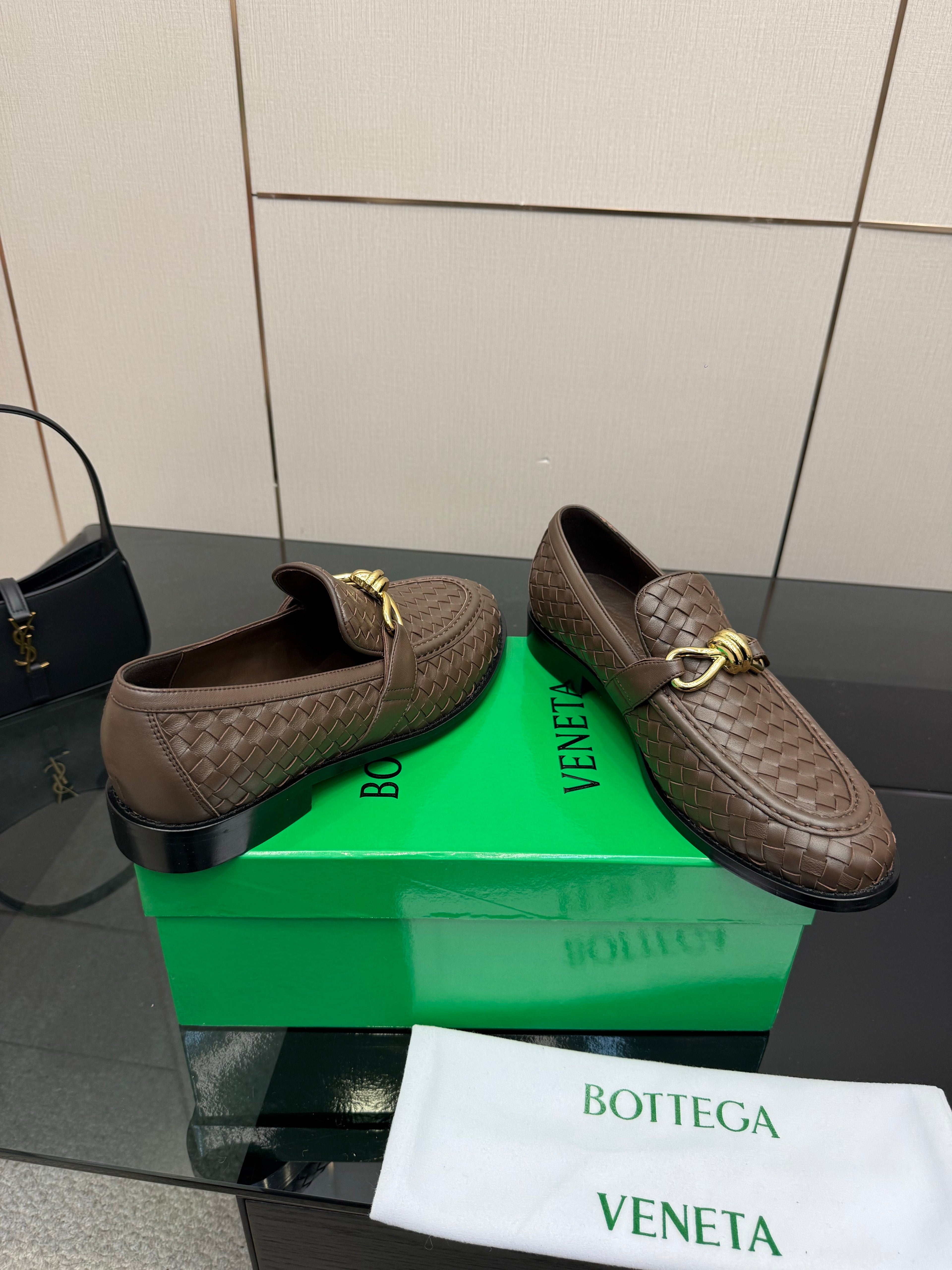 BOTTEGA VENETA 26S LOAFERS IN BROWN TECHNICAL WOVEN CALFSKIN STYLE 3