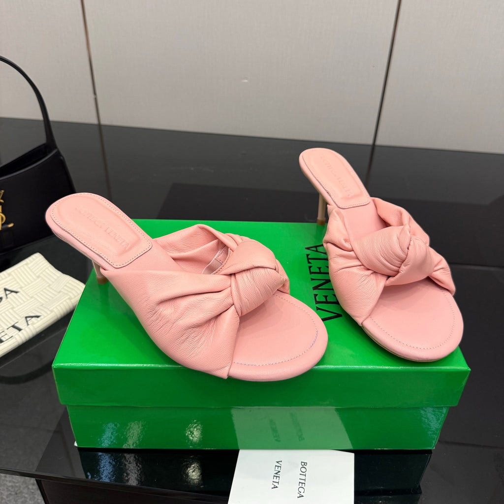 BOTTEGA VENETA 26S KNOT-STRAP HIGH-HEEL SANDALS IN PASTEL PINK LAMBSKIN