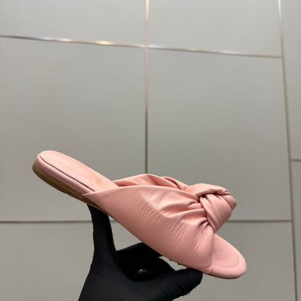 BOTTEGA VENETA 26S SLIDE SANDALS IN PASTEL PINK LAMBSKIN