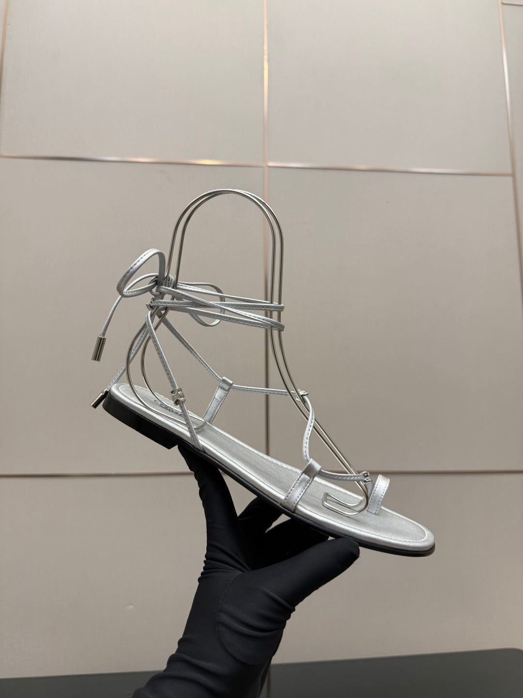 CELINE 26S TRIOMPHE LACE UP FLAT SANDALS IN SILVER CALFSKIN