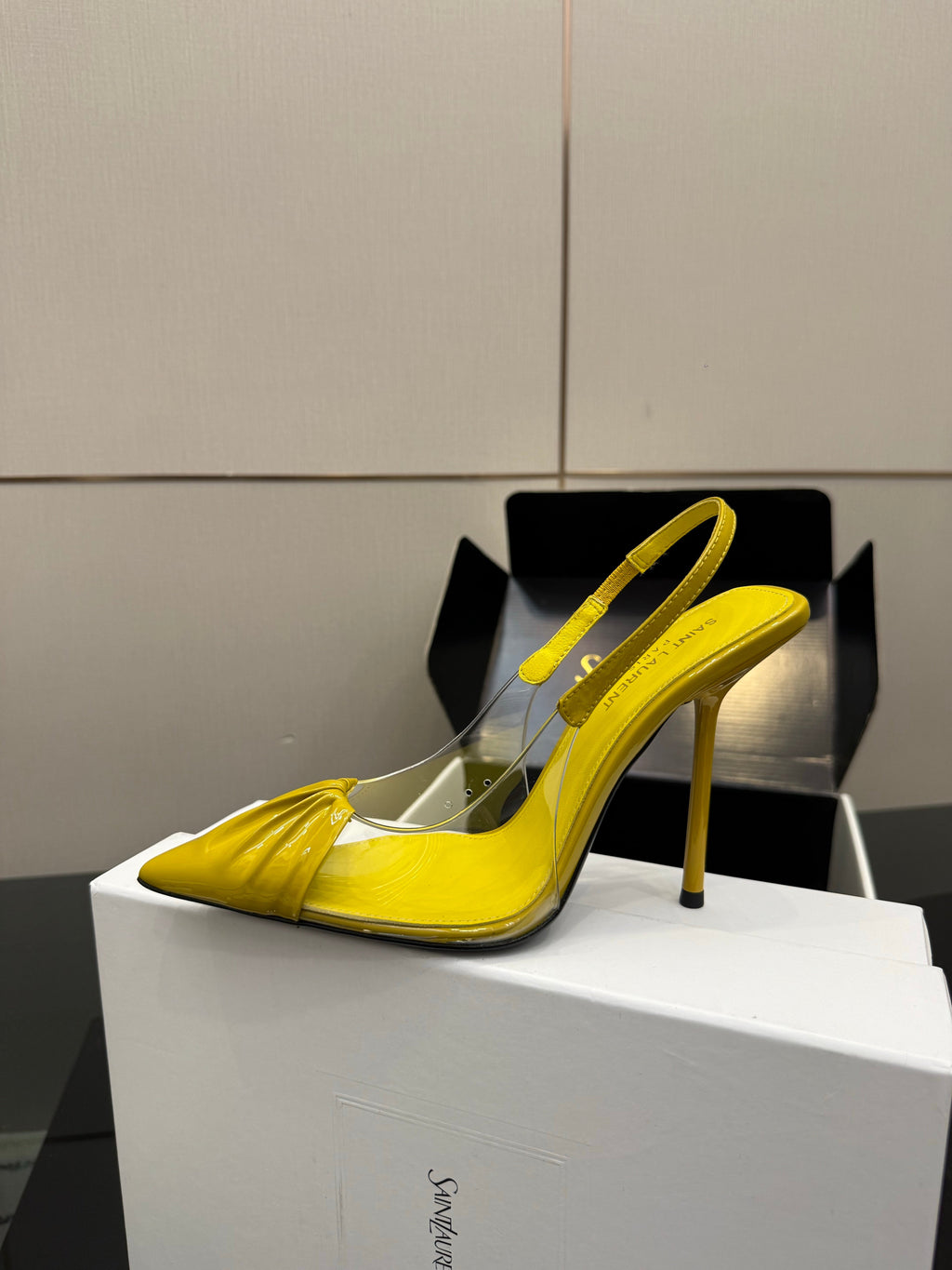 YSL 26S PLEATED SLINGBACK HEELS 105 MM IN YELLOW GLOSSY CALFSKIN AND PVC