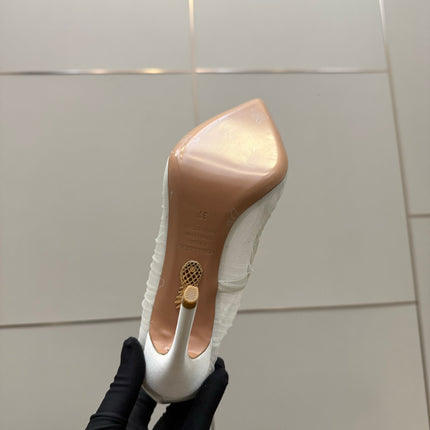 AQUAZZURA 26S OPTIC PUMPS 100 MM IN WHITE PLEATED MESH & SATIN