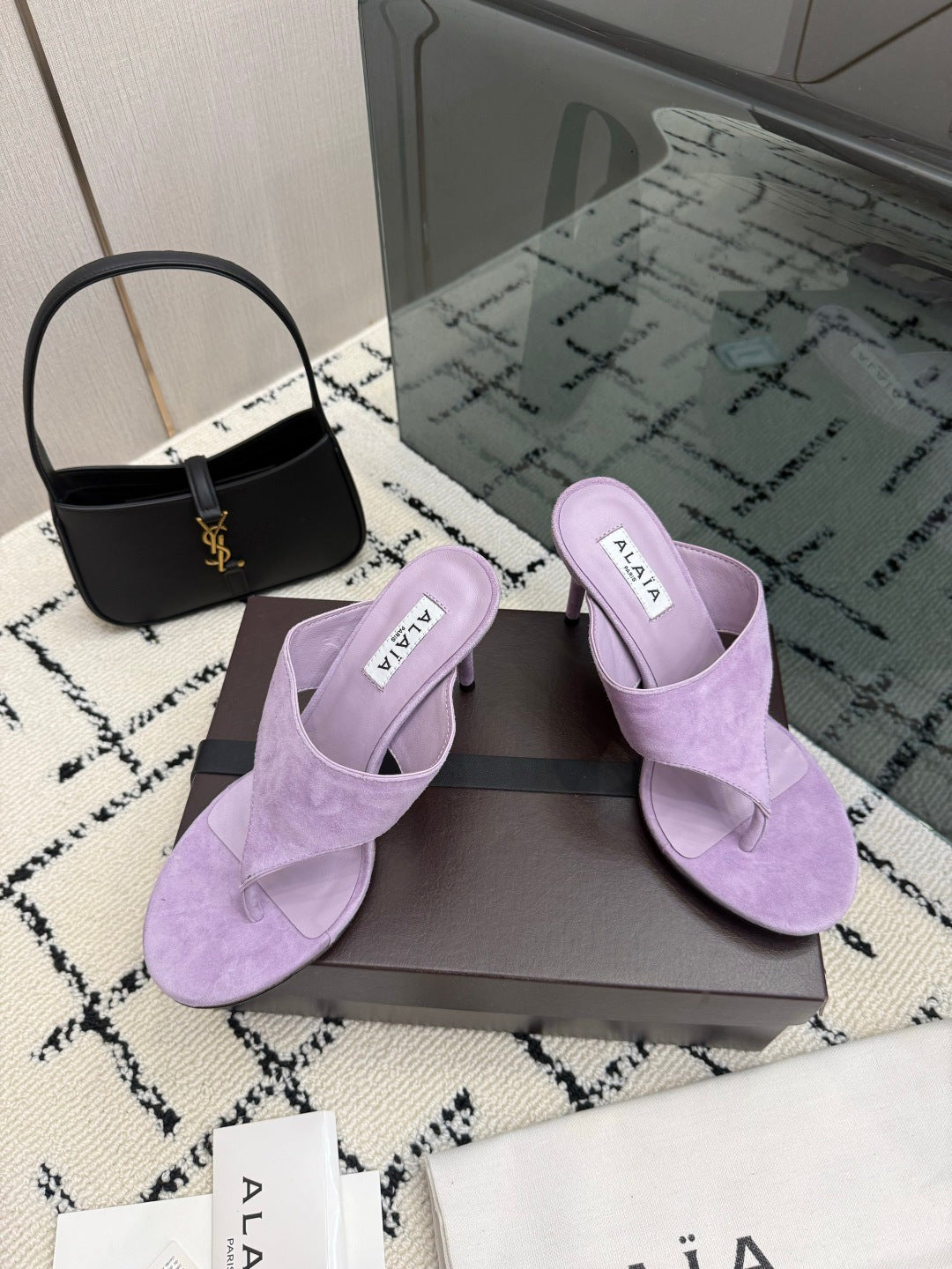 ALAIA 26S HEELED THONG MULE SANDALS IN PURPLE SUEDE