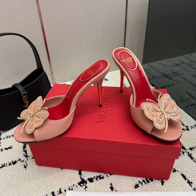 VALENTINO 26S BUTTERFLY HEEL SANDALS IN NUDE PINK CALFSKIN