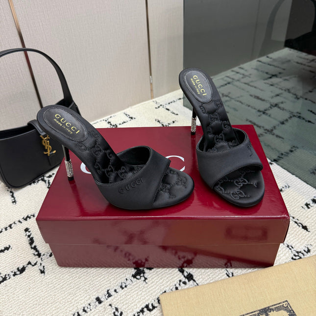 GUCCI 26S CRYSTAL-HEEL SANDALS 100 MM IN BLACK SATIN