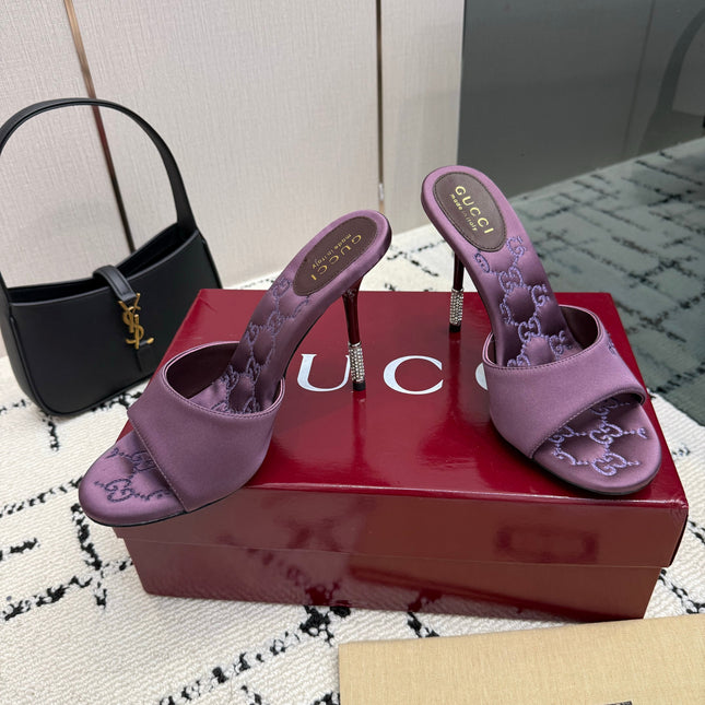 GUCCI 26S CRYSTAL-HEEL SANDALS 100 MM IN DARK PURPLE SATIN