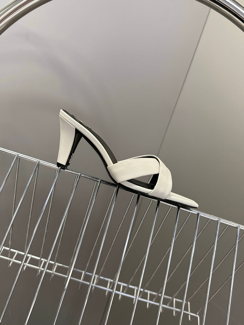 YSL 25S JILL MULES 75MM IN WHITE SMOOTH CALFSKIN