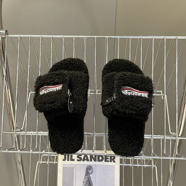 BALENCIAGA 25S SLIPPERS IN BLACK FAUX SHEARLING