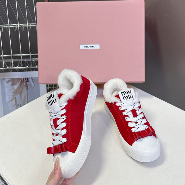 MIUMIU 25S SNEAKERS IN DARK RED SUEDE WITH SHEARLING