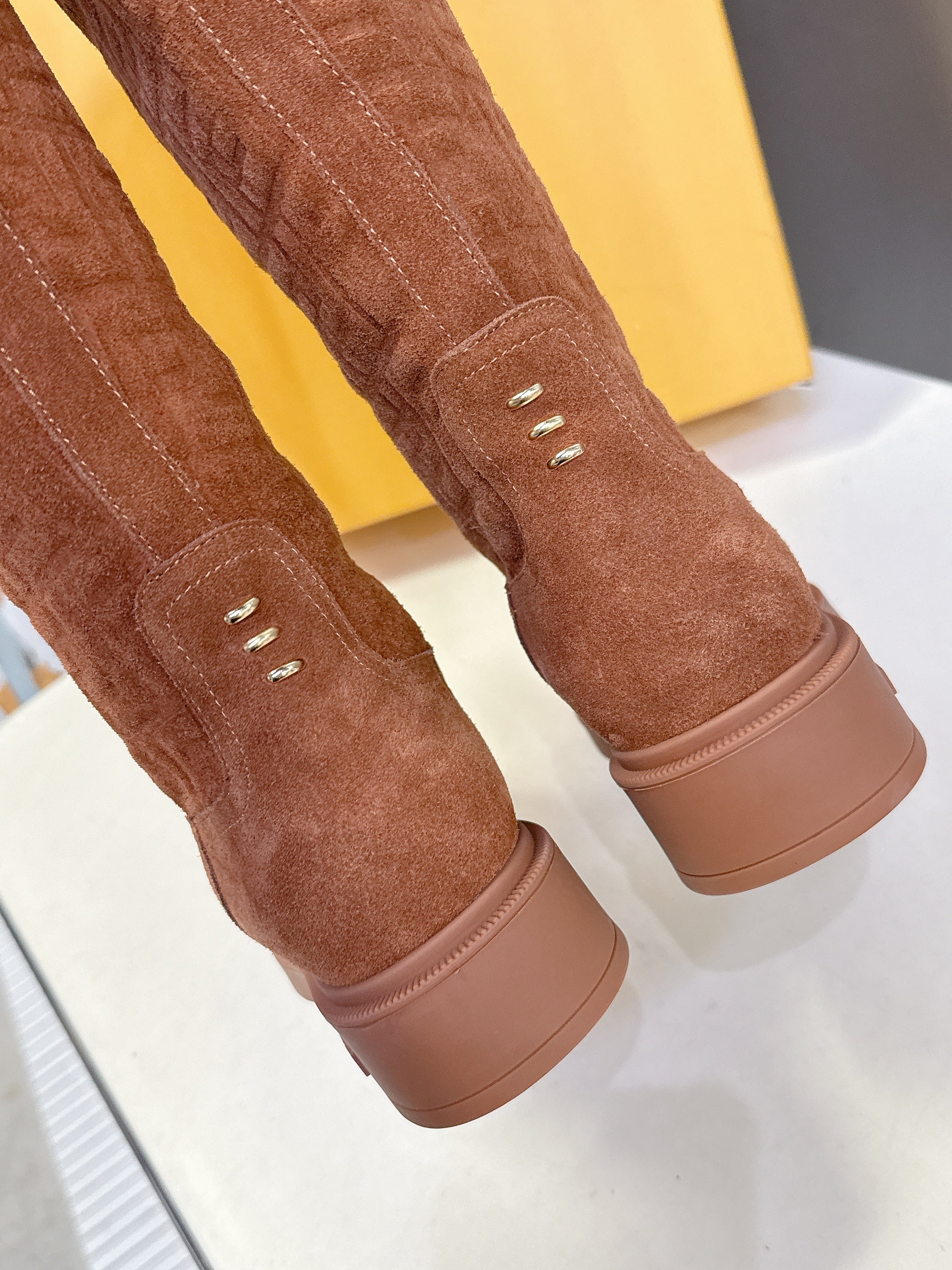 FENDI 25S HIGH-CUT BOOTS IN BROWN SUEDE