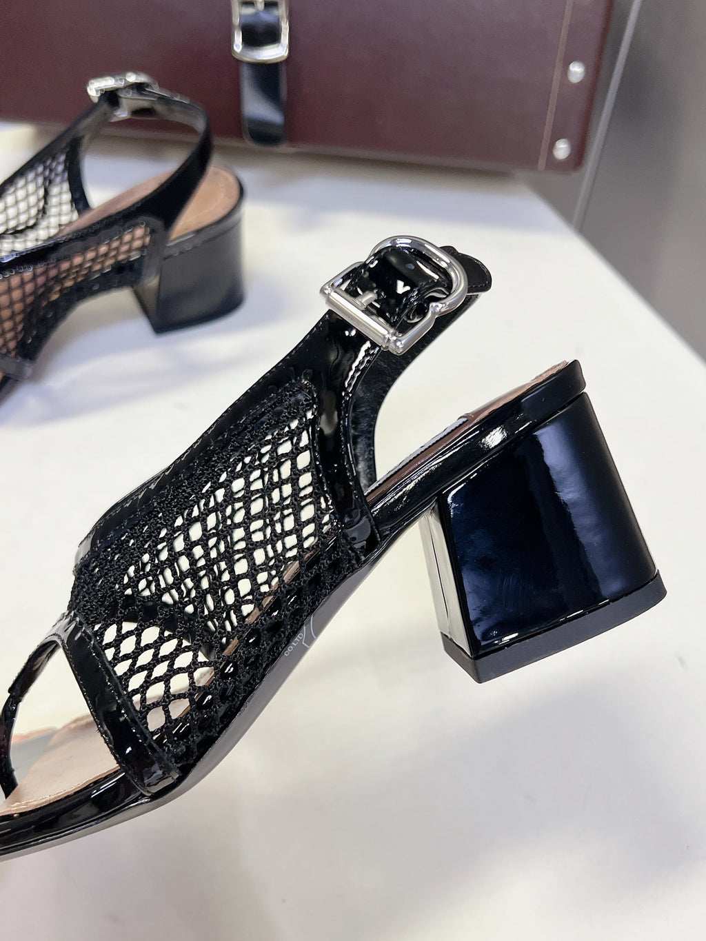 ALAIA 26S MESH THONG HEELS 55 MM IN BLACK PATENT CALFSKIN