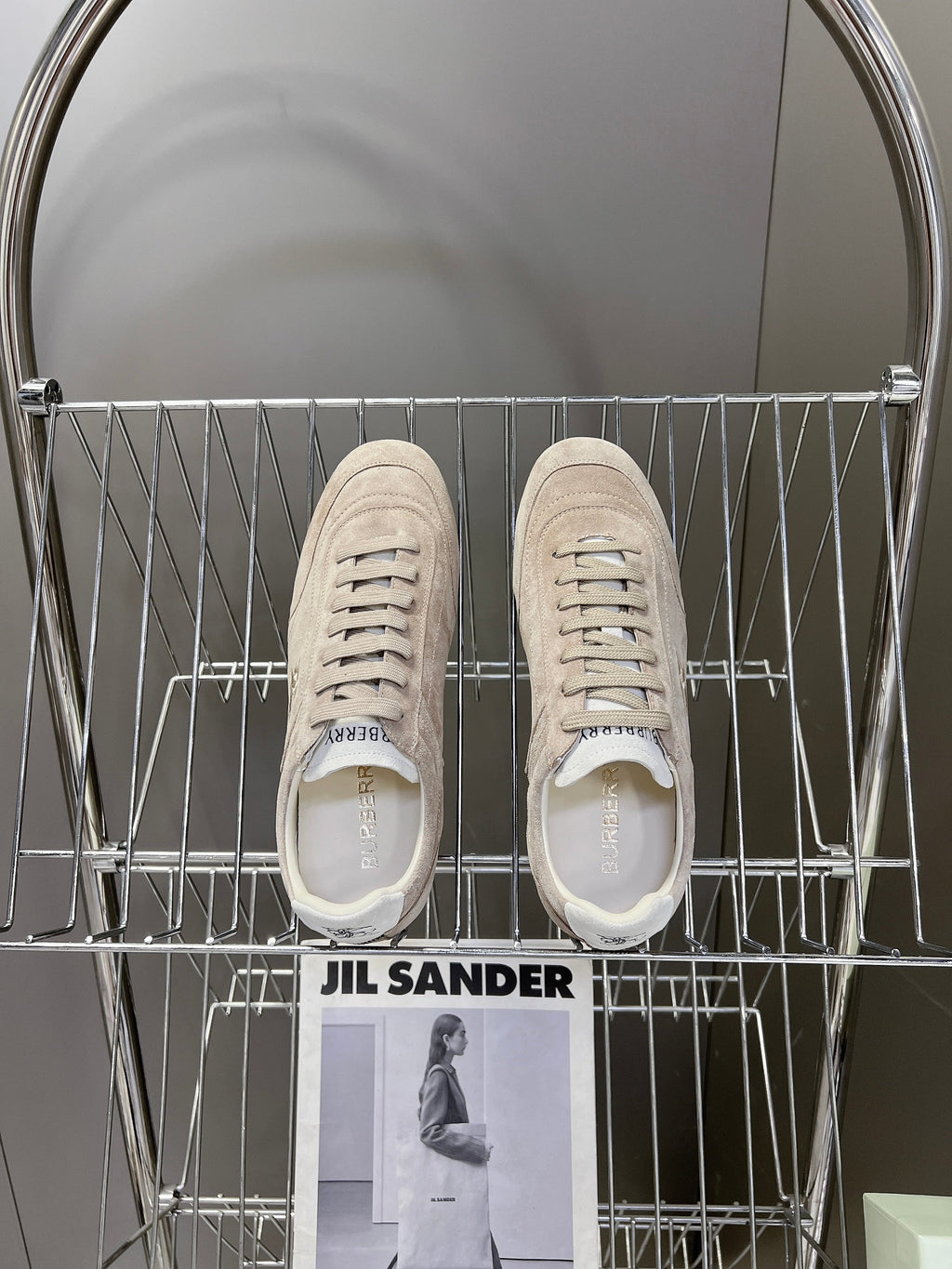 BURBERRY 26S LOW TOP SNEAKERS IN TAUPE BEIGE SUEDE