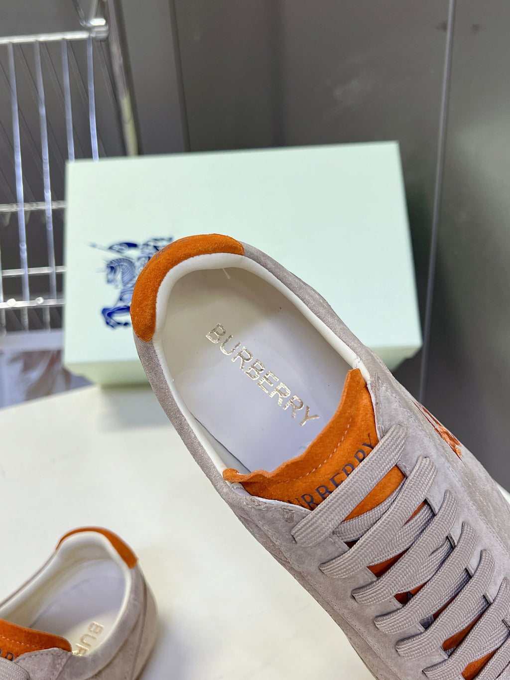 BURBERRY 26S LOW TOP SNEAKERS IN BEIGE AND ORANGE SUEDE