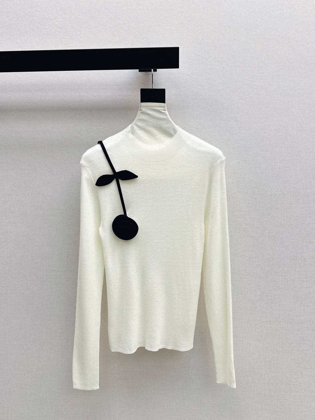 VALENTINO 26S SWEATER STYLE 73