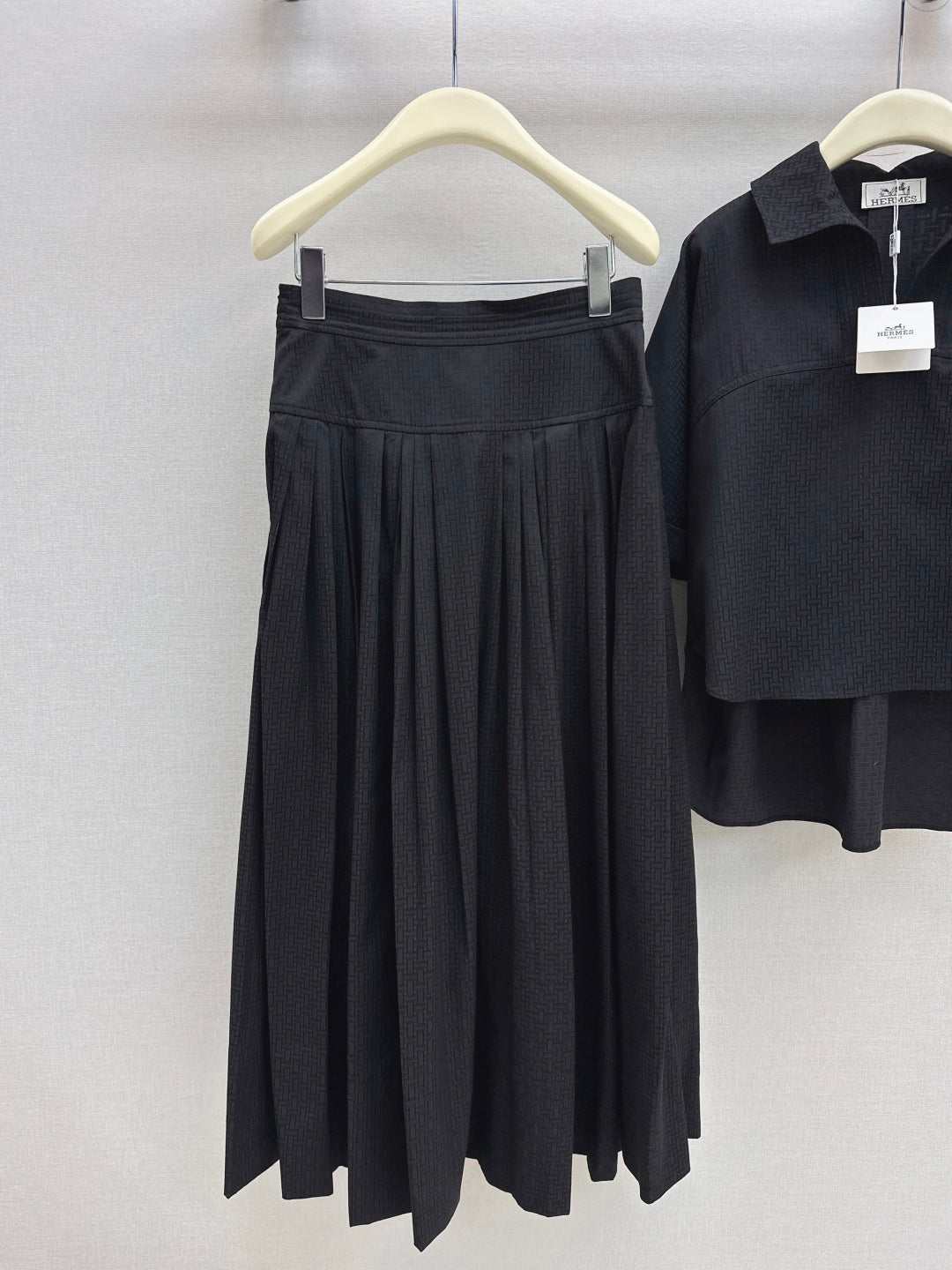 HERMES 26S SHIRT AND SKIRT SET 525