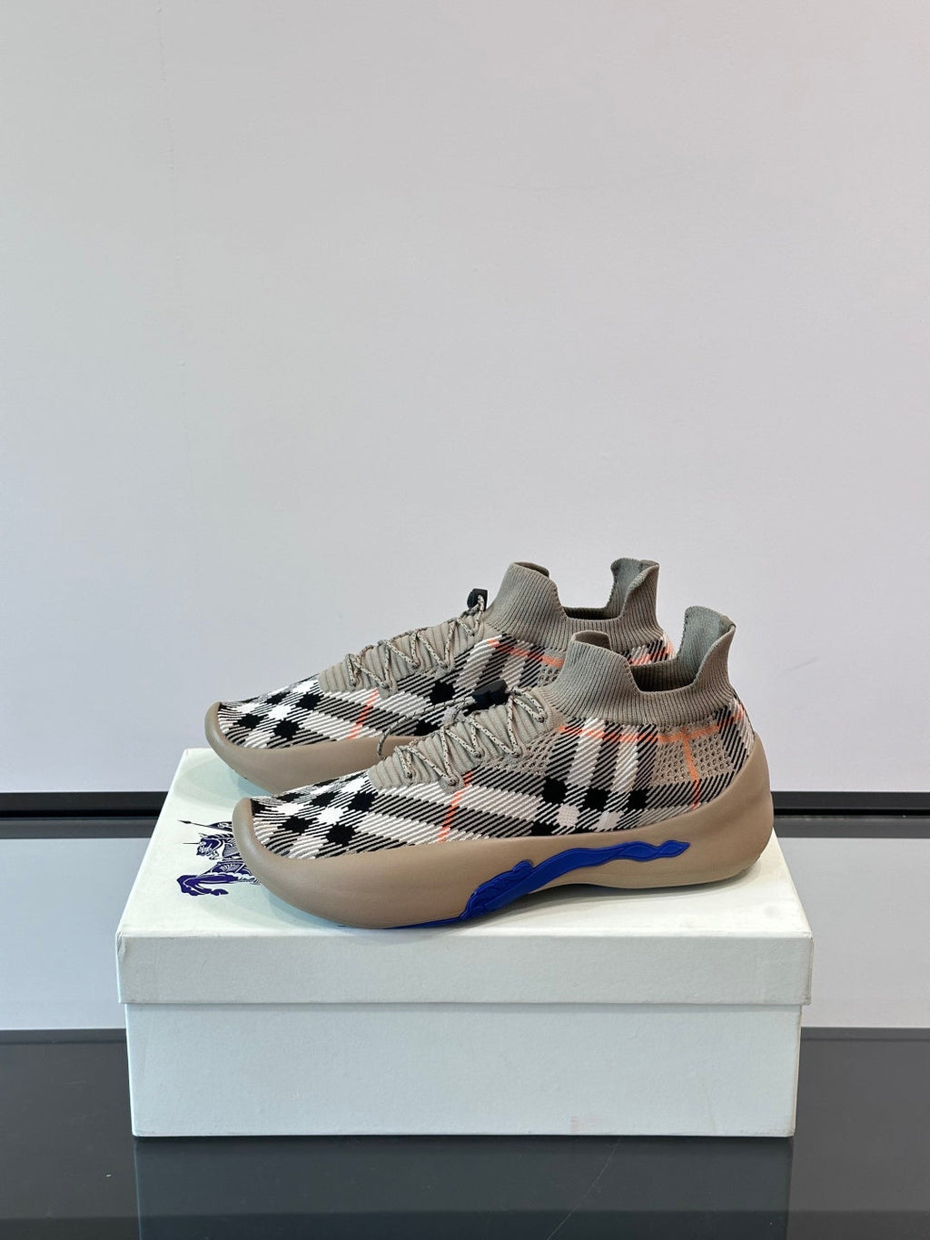 BURBERRY 26S CHECK KNIT SOCK SNEAKERS IN ARCHIVE BEIGE FABRIC
