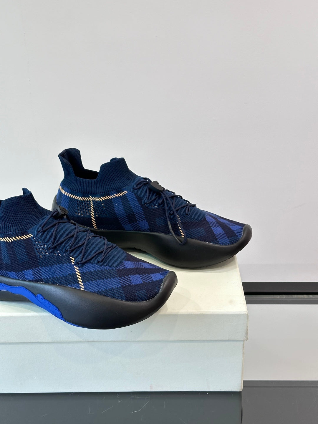 BURBERRY 26S CHECK KNIT SOCK SNEAKERS IN NAVY BLUE FABRIC