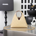 CHANEL 26S SHOPPING BAG MEDIUM 23 IN LIGHT BEIGE LAMBSKIN GOLD HARDWARE