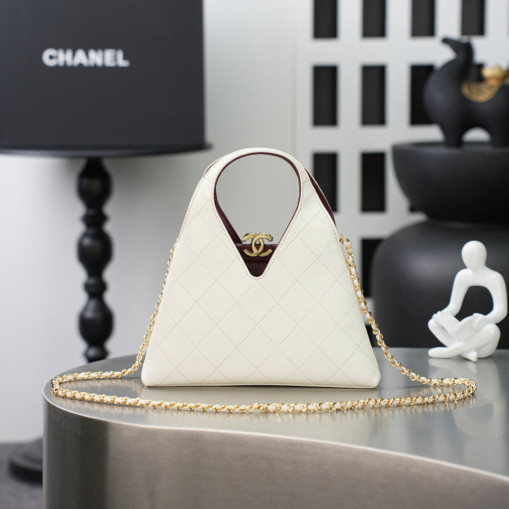 CHANEL 26S SHOPPING BAG MEDIUM 23 IN IVORY WHITE LAMBSKIN GOLD HARDWARE