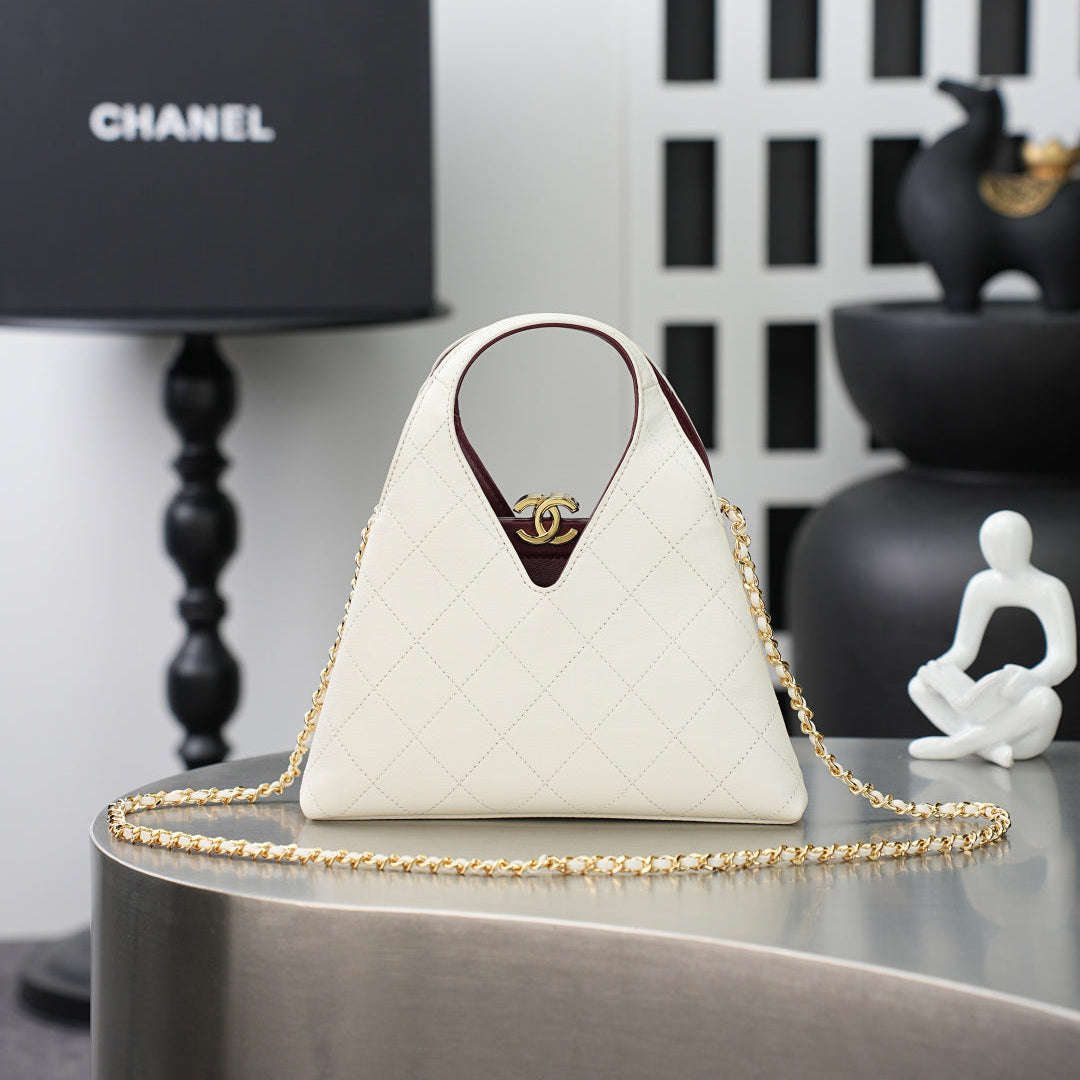 CHANEL 26S SHOPPING BAG MEDIUM 23 IN IVORY WHITE LAMBSKIN GOLD HARDWARE