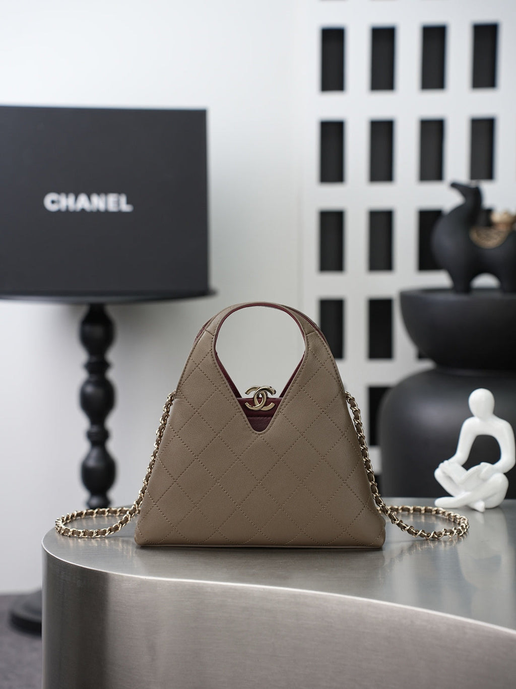 CHANEL 26S SHOPPING BAG MEDIUM 23 IN BROWN LAMBSKIN GOLD HARDWARE