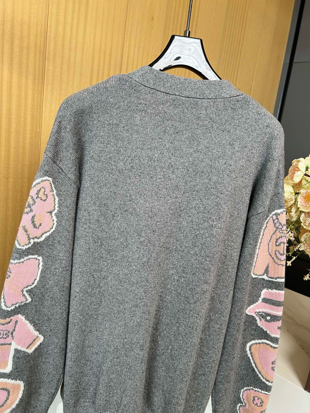 CHANEL 25S CARDIGAN STYLE 194
